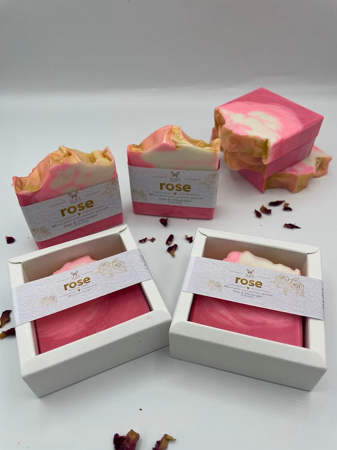 3 roses